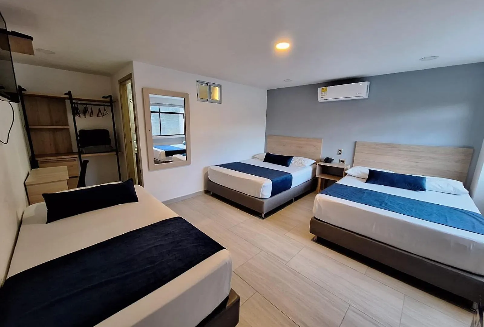 ****  Hotel Suramericana Medellin Colombia