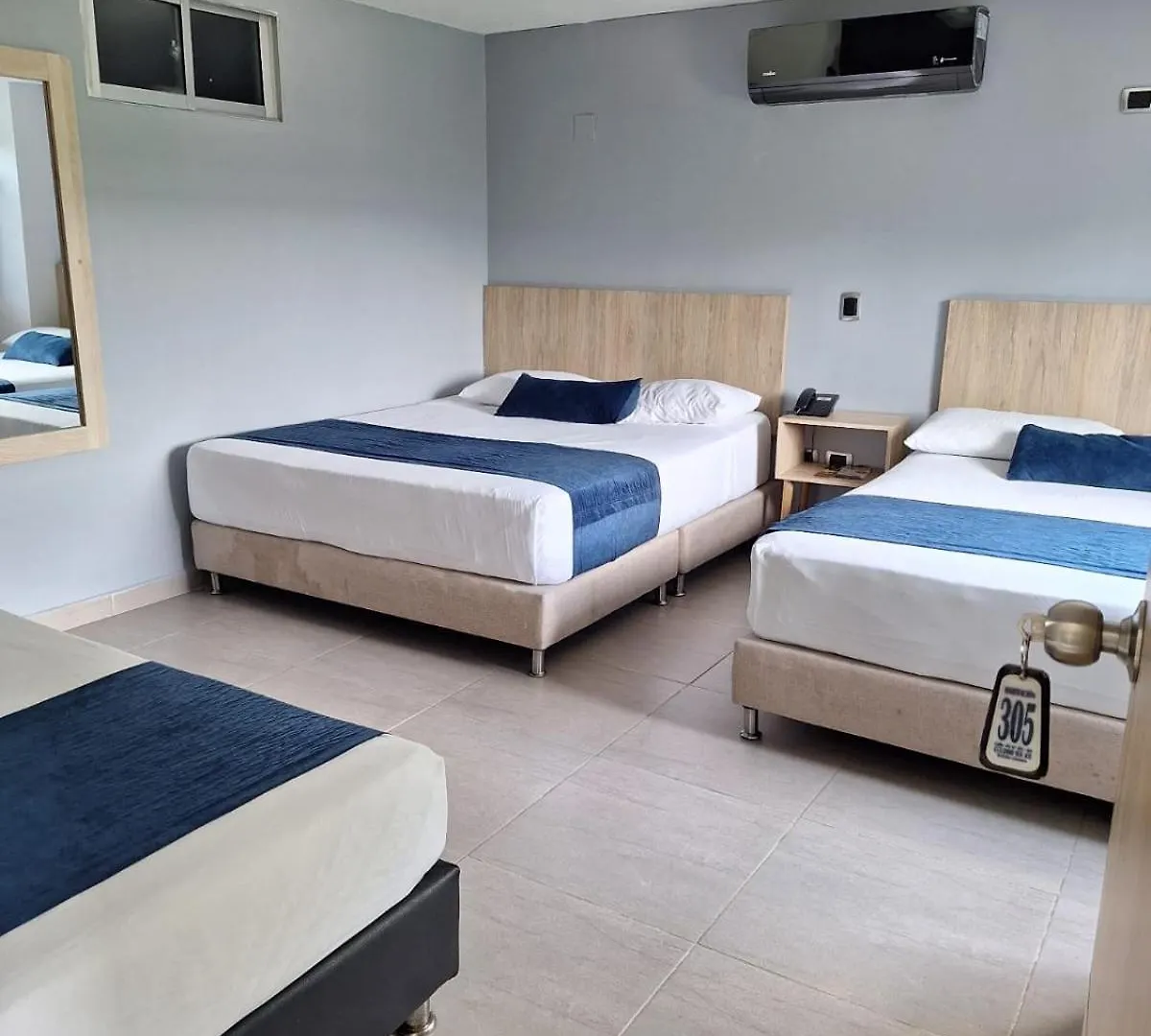 Hotel Suramericana Medellin 4*,  Colombia
