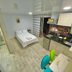  Apartahotel Las Aguas Colombia